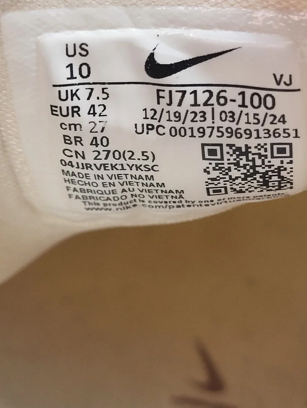 Nike Free Metcon 6 SE Pale Ivory Sneaker Women's Size 10 Training Shoes Sneakers